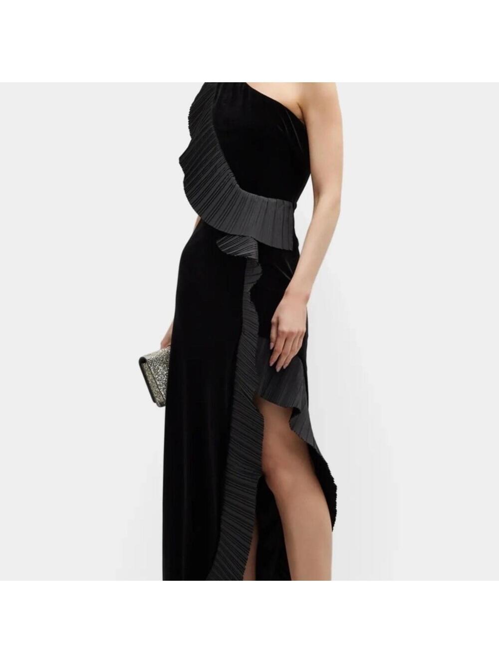 One33 Social Mercer Velvet Gown Ruffle Black $650 Prom Formal Gala sz 00 NWT